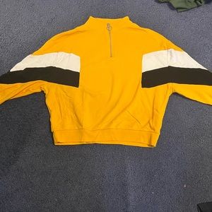 Women’s quarter zip PINK hoodie